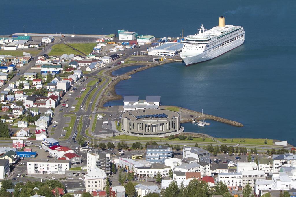 Saga Apartments Akureyri Exteriör bild